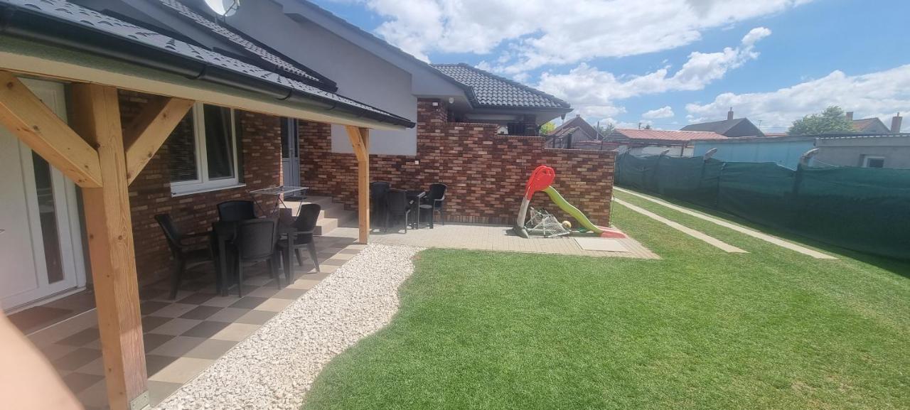 Alexej Apartmany Veľký Meder Dış mekan fotoğraf